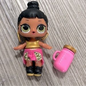 LOL Surprise! Series 2 Remix Fan Club HONEY BUN Big Sister doll with accessories